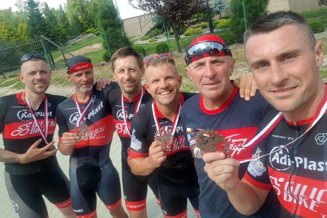Szosowi medaliści. Gilicki Bike Team na podium Drużynowych Mistrzostw Polski