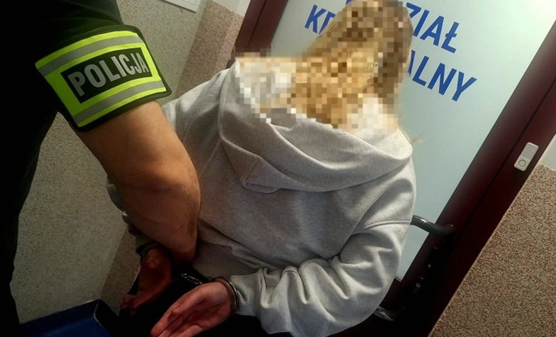 Ta kobieta dała popis pod marketem. Wynik alkomatu był zatrważający! Ta kobieta dała popis pod marketem. Wynik alkomatu był zatrważający!