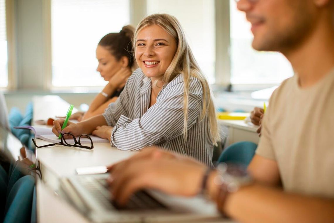 TEDxWSKZ, studia podyplomowe i opinie absolwentów — poznaj WSKZ z kilku stron TEDxWSKZ, studia podyplomowe i opinie absolwentów — poznaj WSKZ z kilku stron
