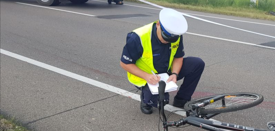 To częsty błąd rowerzystów. Tym razem doszło do zderzenia z BMW To częsty błąd rowerzystów. Tym razem doszło do zderzenia z BMW