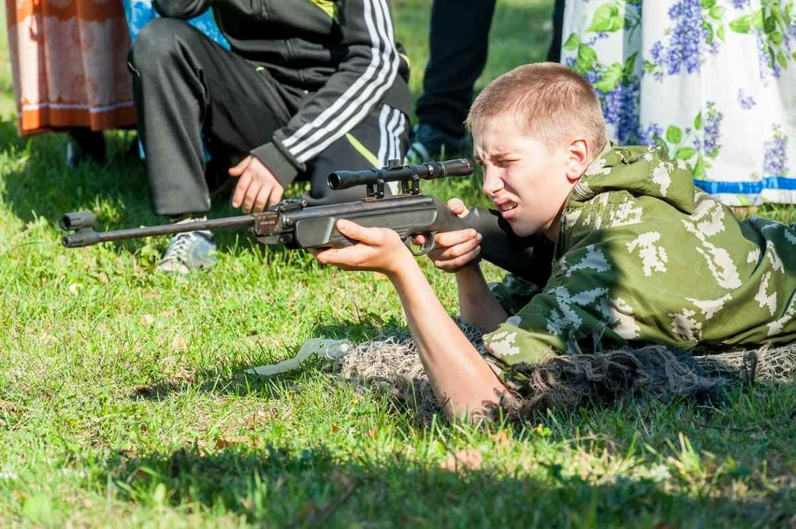 Przysposobienie obronne wraca do szkół. To już pewne - uczniowie będą strzelać!