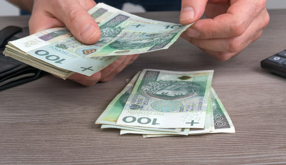 Tyle wyniesie 14. emerytura netto. Wiemy kiedy i na jakich zasadach