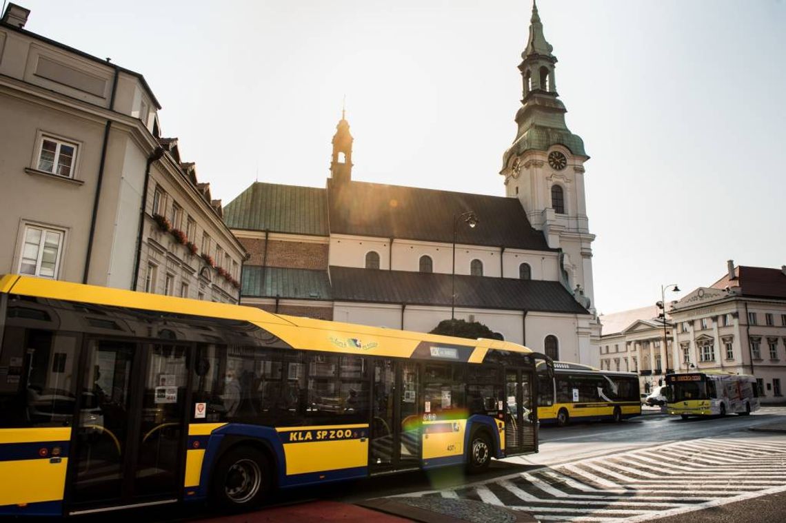 W autobusach bez maseczek. Pasażerowie skarżą się na kierowców, którzy zwracają im uwagę