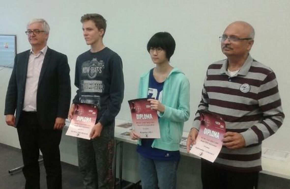 W blitzu pierwszy, w rapidzie drugi. Szymon Skurniak na czeskim podium