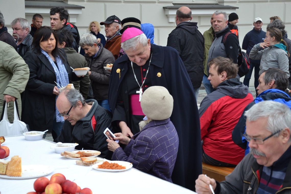 Wielkie Świąteczne Śniadanie ZDJĘCIA