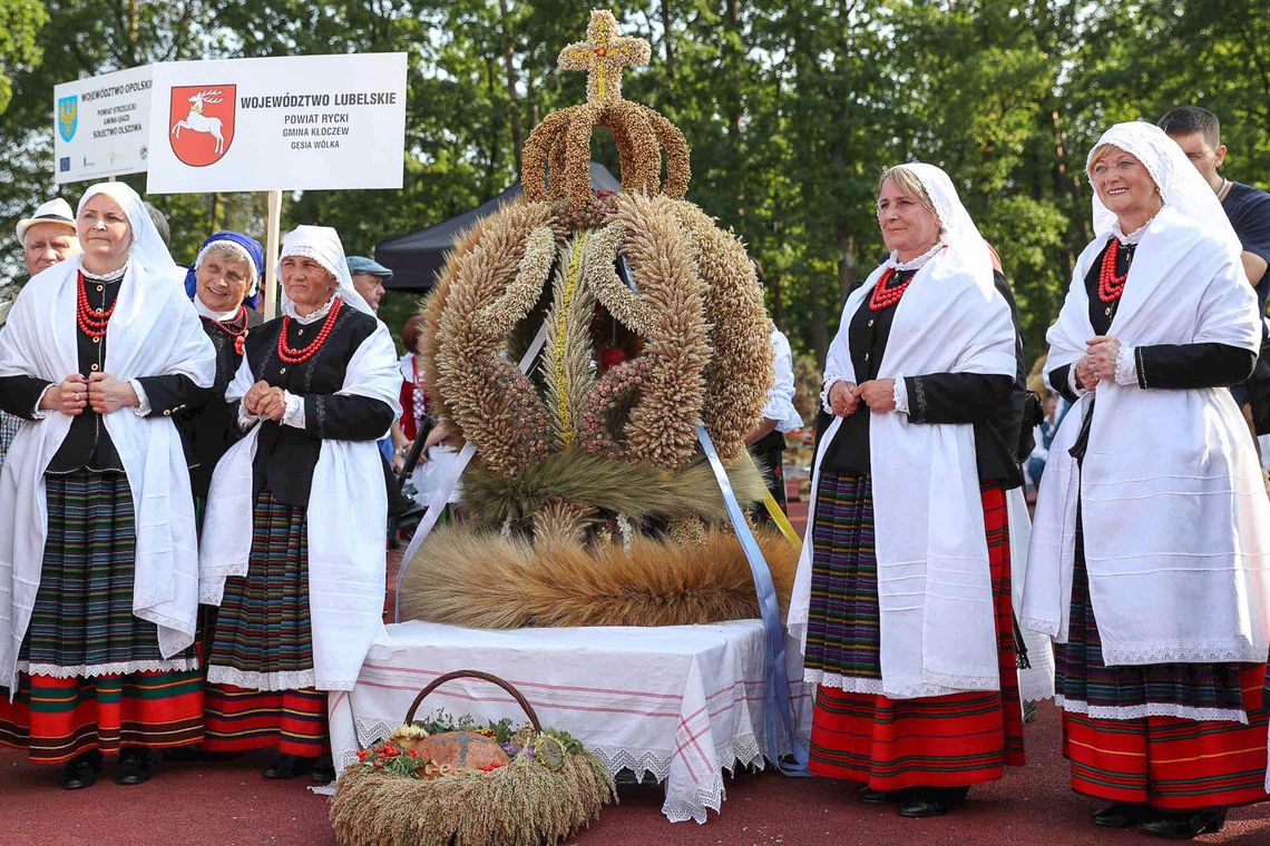 Wielkopolski wieniec dożynkowy w pochodzie prezydenckim, ale bez nagrody