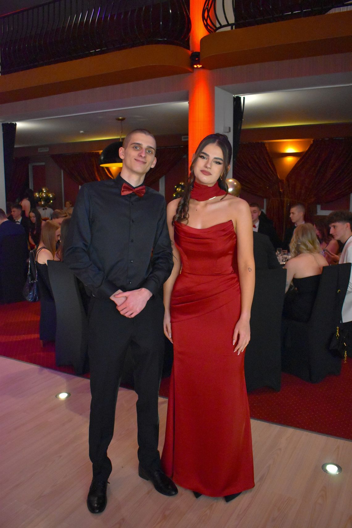 Wkraczają w dorosłość. Tak bawili się maturzyści z V LO ZDJĘCIA