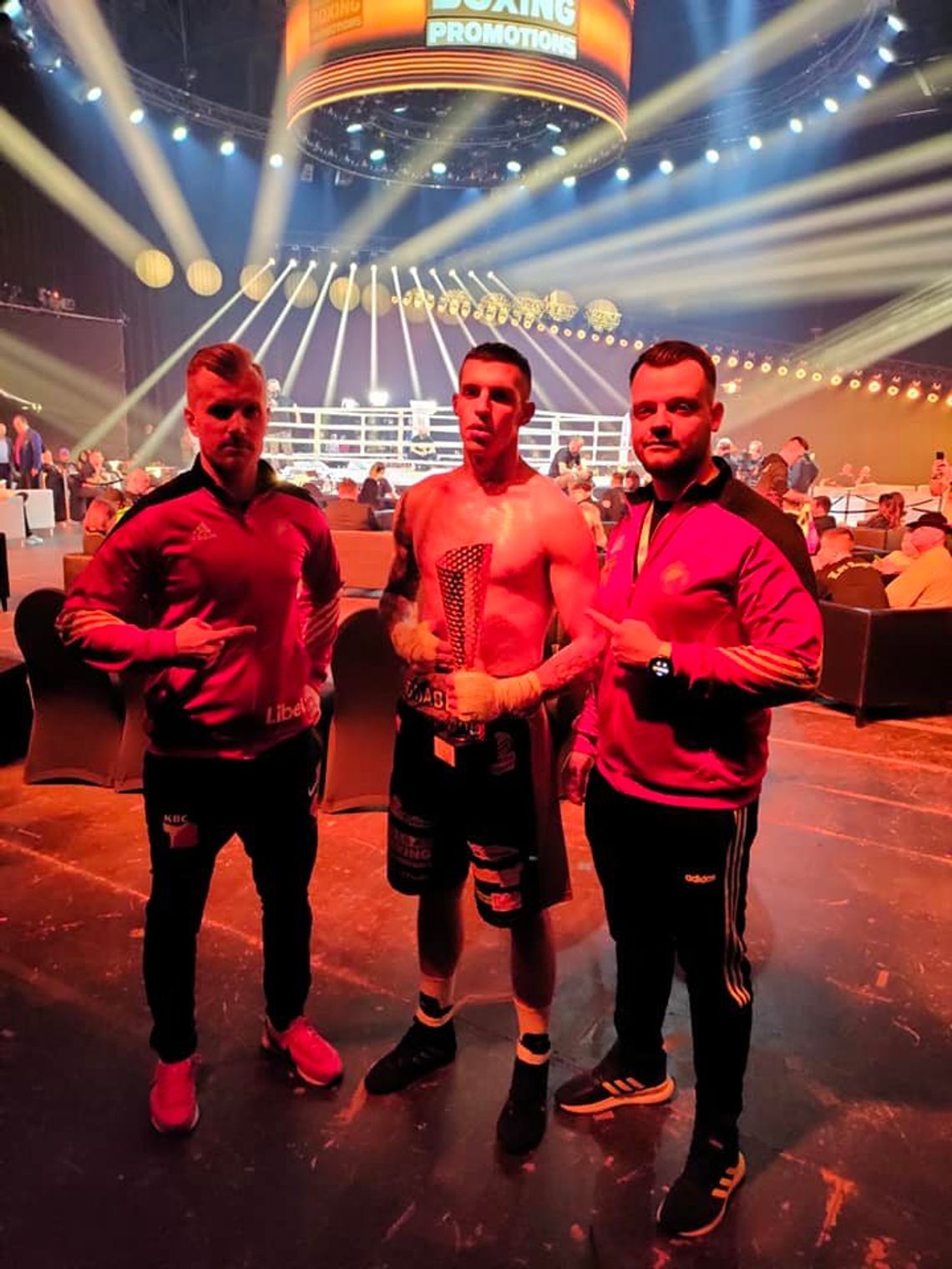 Wygrana w zawodowym debiucie. Kaliszanin Miłosz Grabowski boksował na gali Polsat Boxing Promotions 4