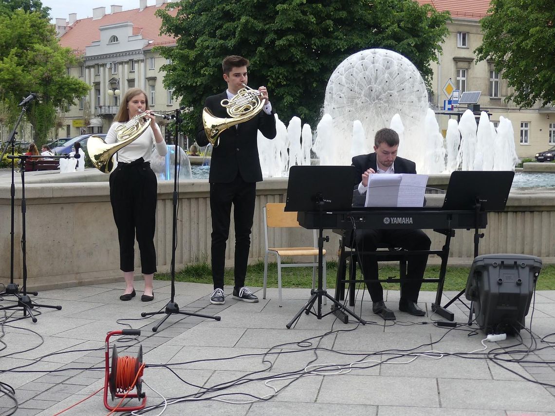 Wyjątkowe koncerty przy fontannie