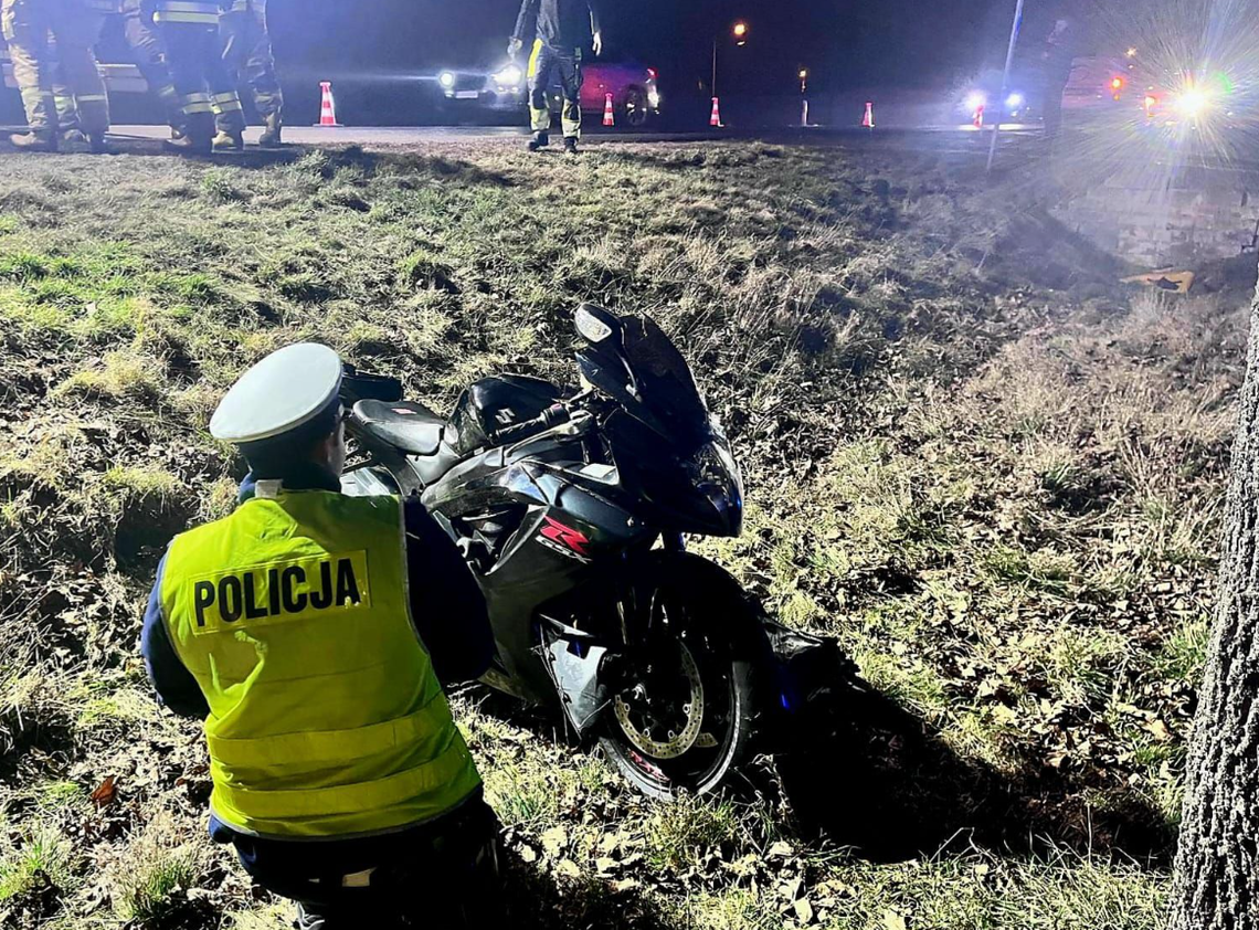 Wypadek pod Kaliszem. Poszkodowany młody motocyklista