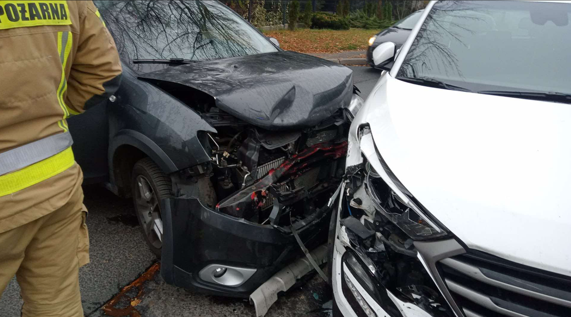 Wypadek u zbiegu ul. Złotej i Bażanciej. Jedna osoba poszkodowana