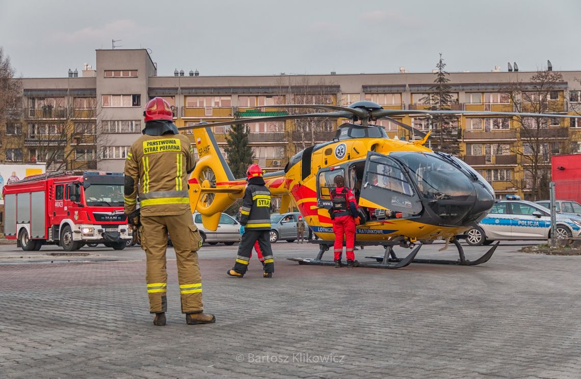 Wypadek w cukierni. Kobieta poparzyła się tłuszczem podczas smażenia pączków