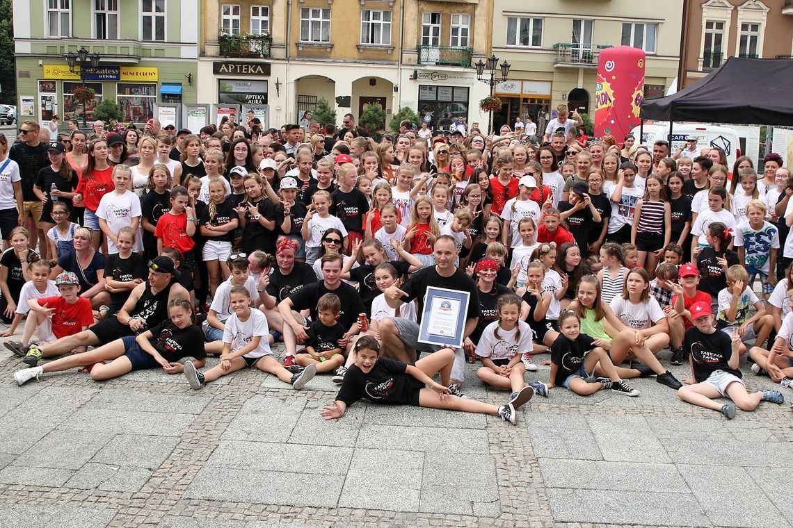 Wytańczyli rekord Polski dla Kalisza! ZDJĘCIA i WIDEO