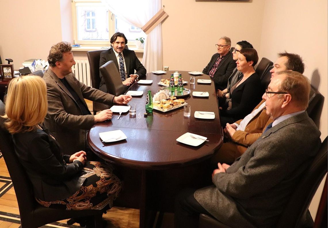 Z kulturą w nowy rok