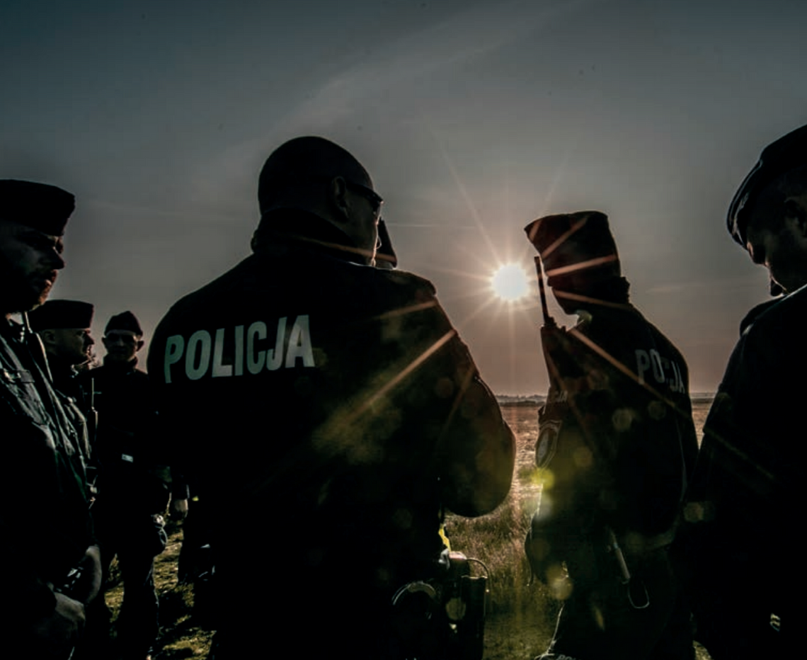 Zaatakował policjantki. Wezwano drugi patrol
