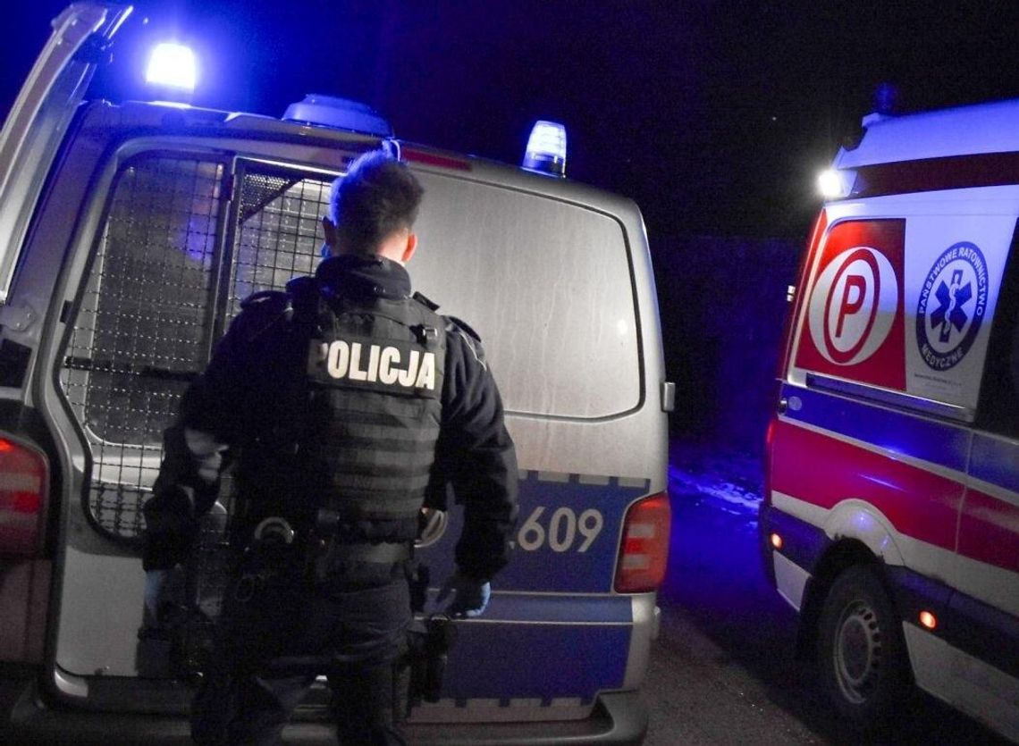 Zabrał broń, strzelił do policjanta.   „Oddał sześć strzałów”