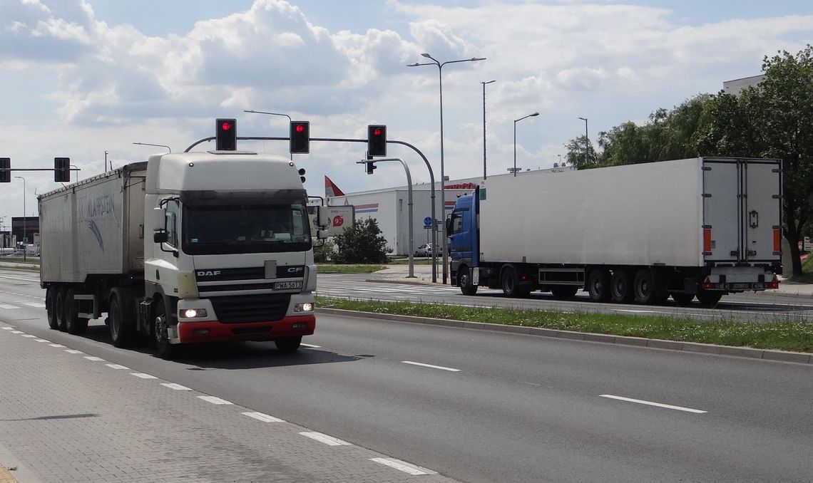 Zakaz dla TIR-ów na alei Wojska Polskiego?