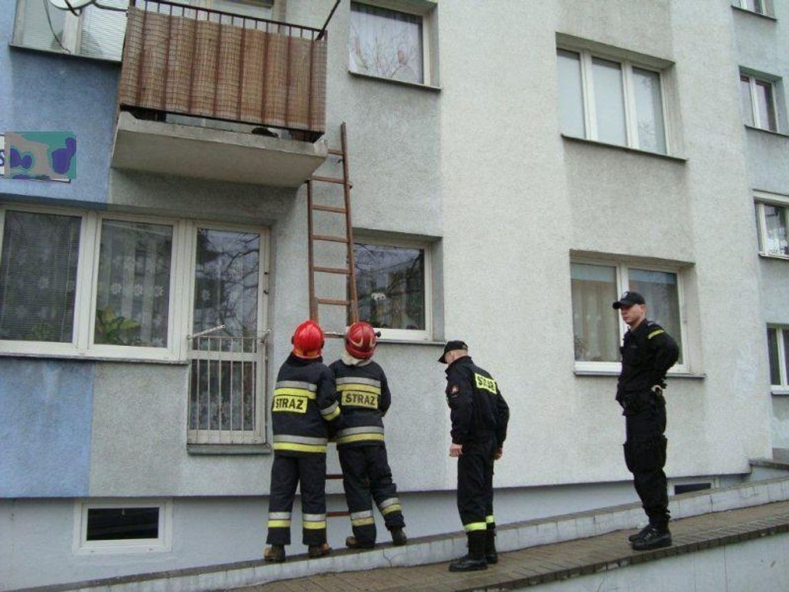 Zamknęła szczeniaka na balkonie, bo… śmierdział ZDJĘCIA