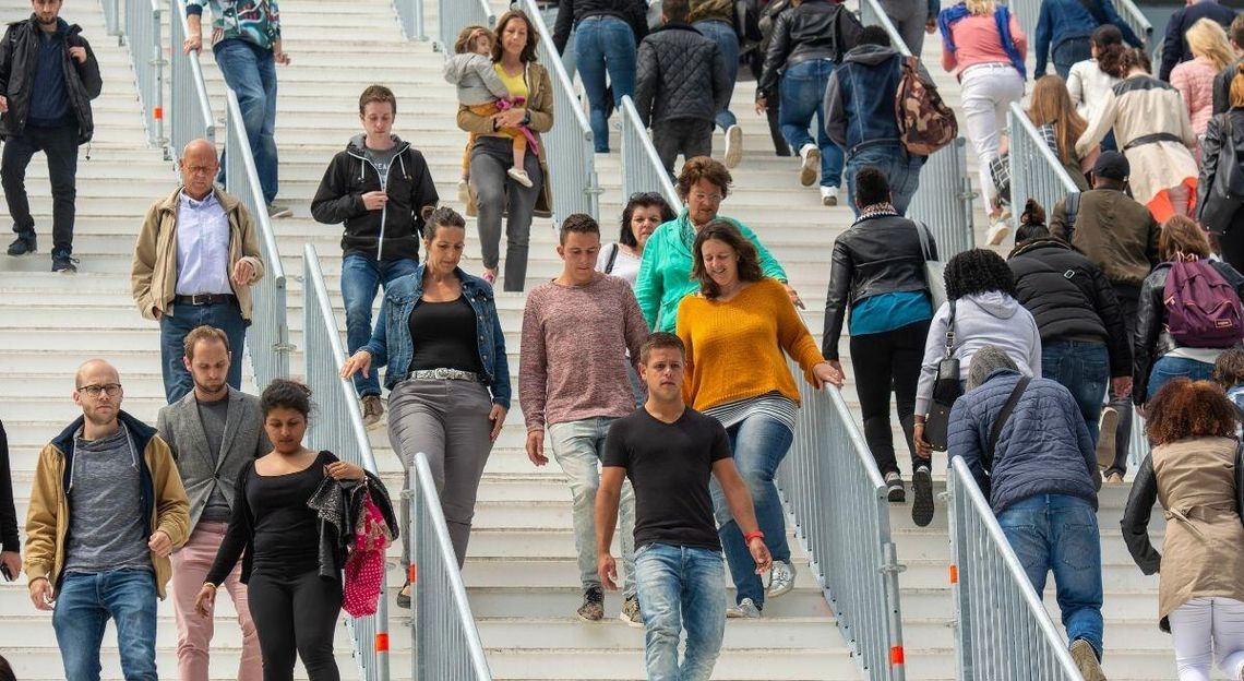 Zapaść demograficzna w Polsce. Znowu jest nas mniej Zapaść demograficzna w Polsce. Znowu jest nas mniej