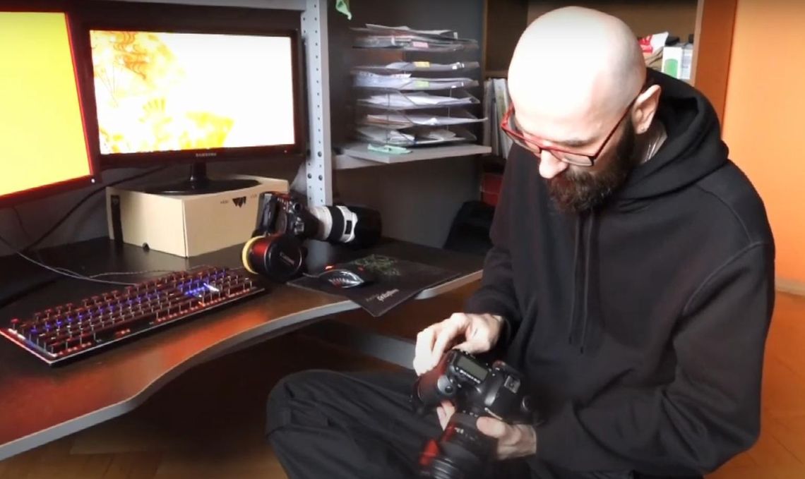 Zawód fotograf. Reportaż uczniów Technikum przy Złotej WIDEO