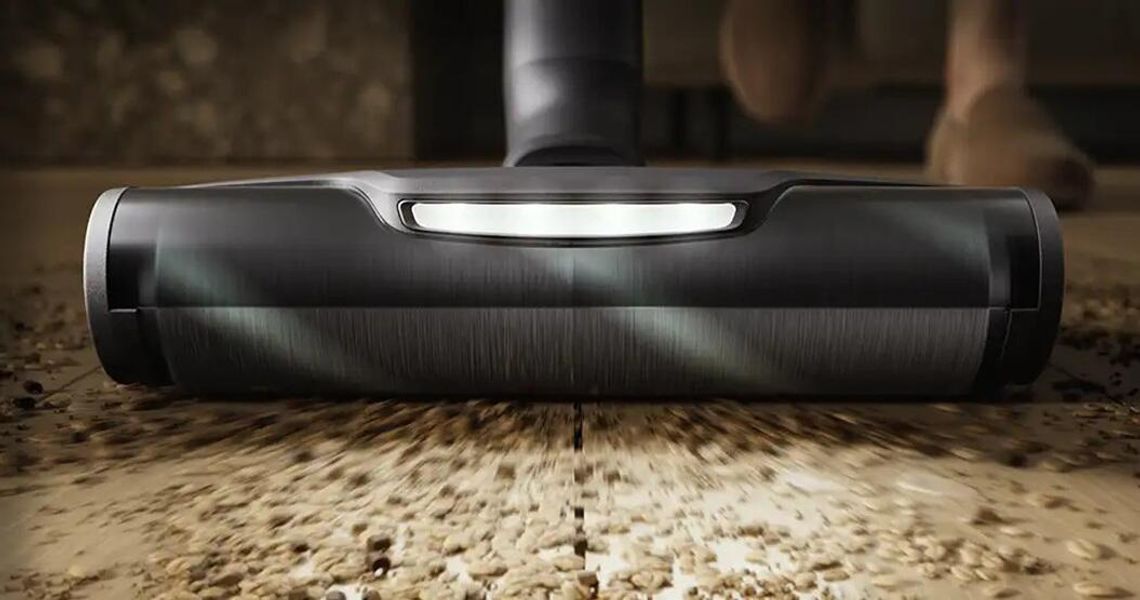 Zawsze perfekcyjnie — odkurzanie bez kompromisów i bez kontaktu z brudem dzięki Electrolux Absolute Hygienic 800