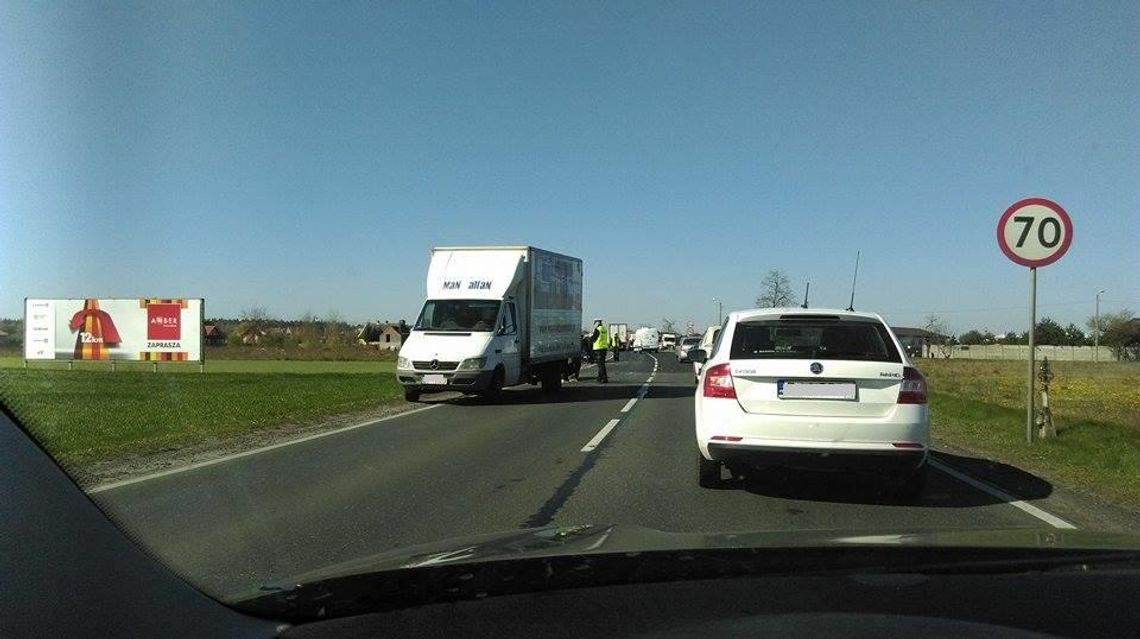 Zderzenie 3 aut na trasie Kalisz – Ostrów ZDJĘCIA