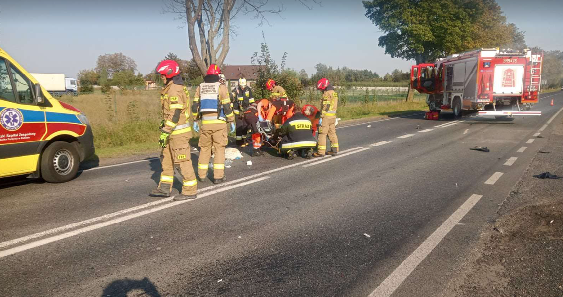 Zderzenie dwóch pojazdów. Ranny motocyklista