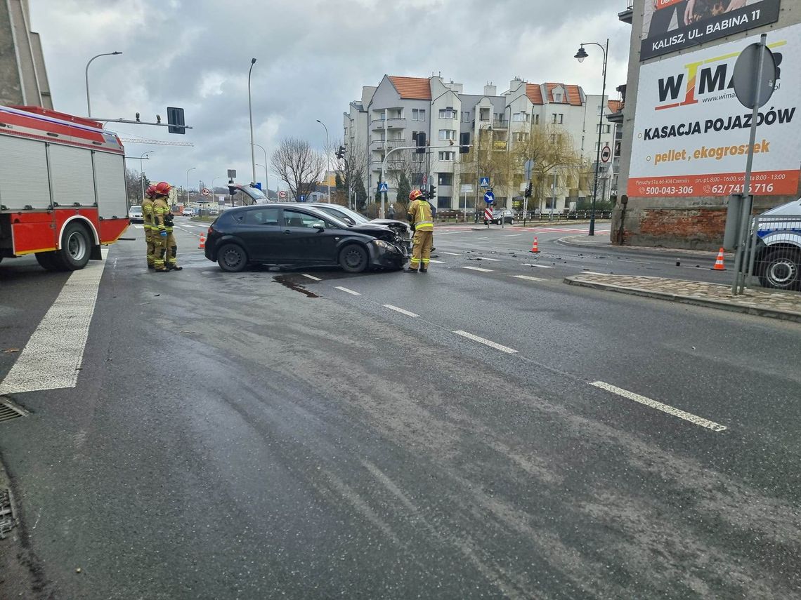 Zderzenie na skrzyżowaniu. 49-latek słono zapłaci za błąd