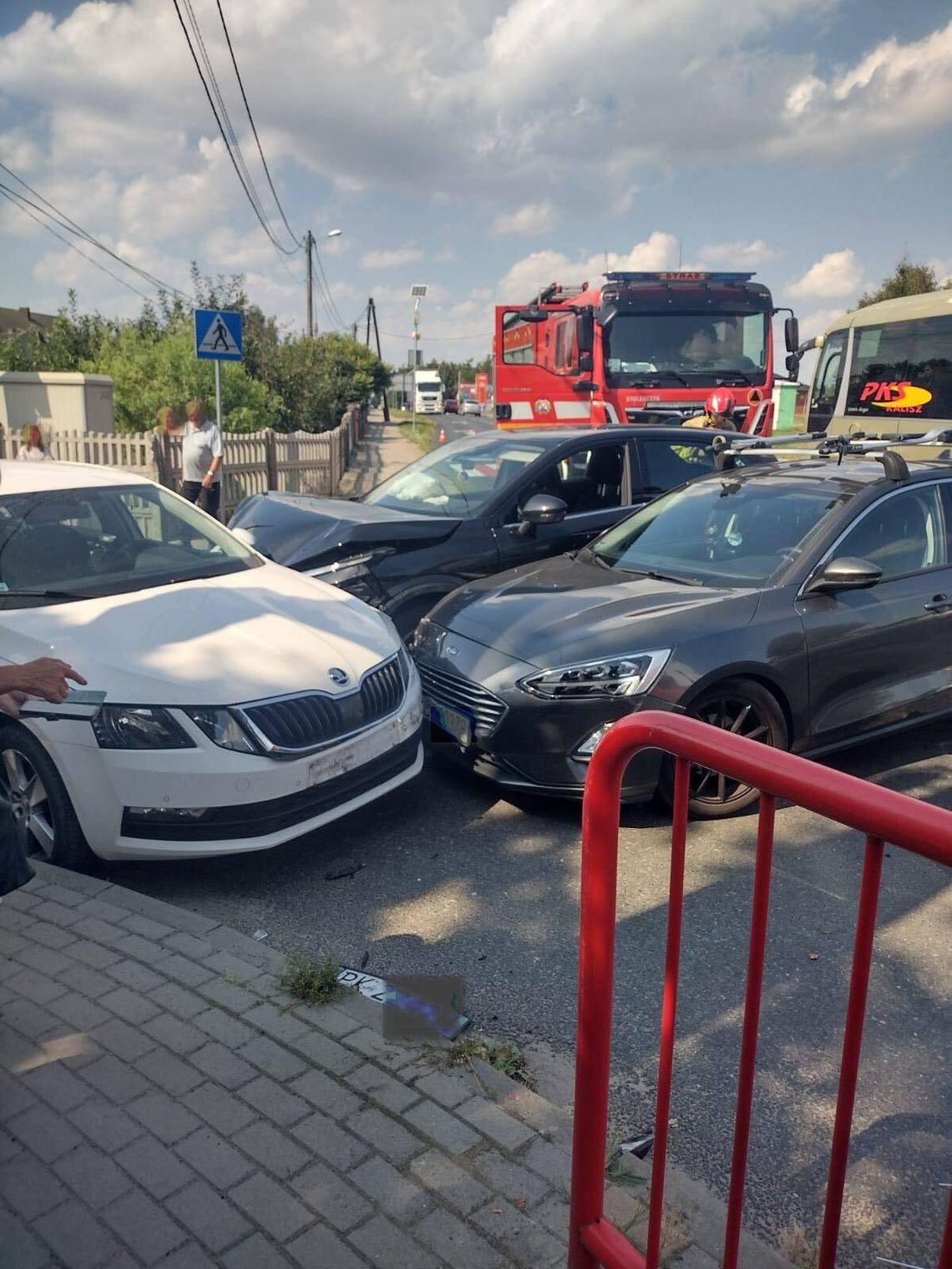 Zderzenie trzech aut w Borku. Kto zawinił?