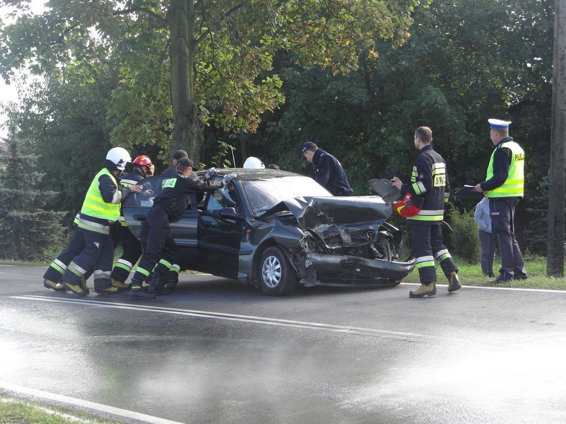 Zmarł kierowca Lanosa z wypadku w Dębsku