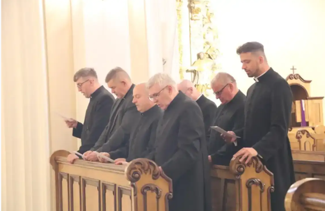 Zmiany personalne w parafiach diecezji kaliskiej LISTA