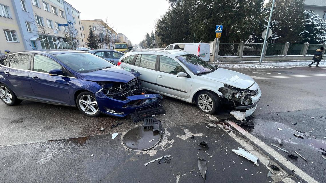 Znów TO skrzyżowanie... Sprawcą 81-letni mężczyzna