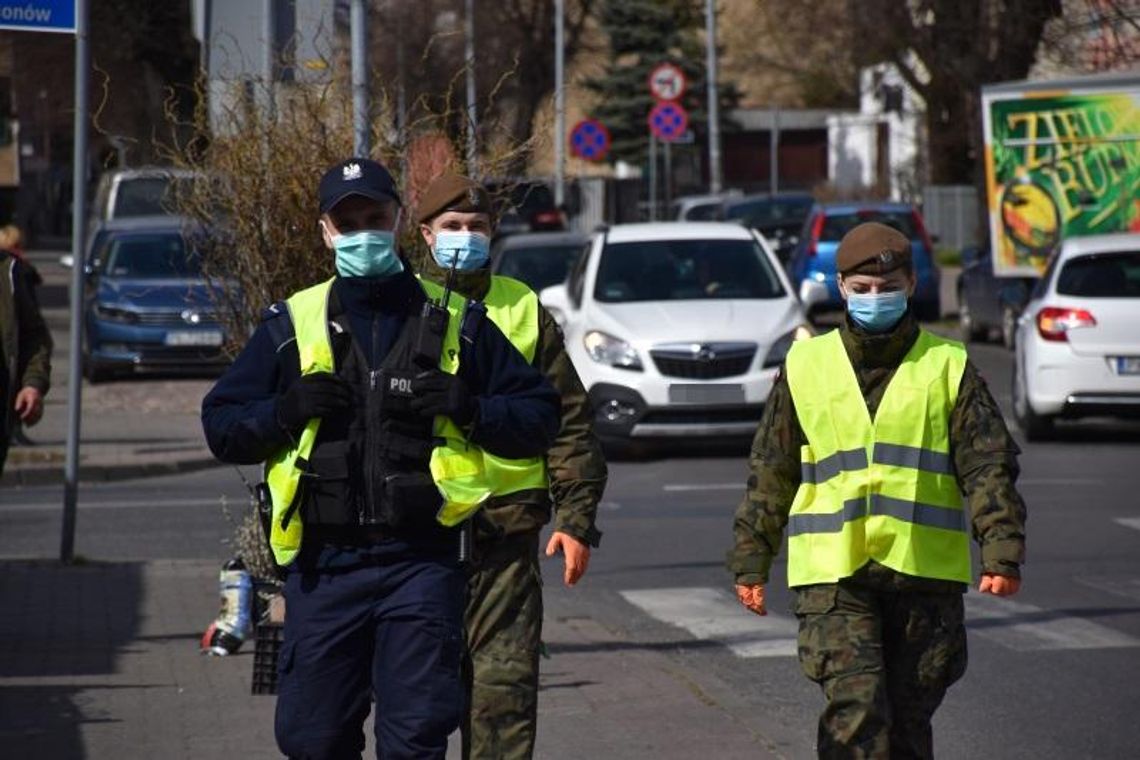 Zostań w domu! Kaliska policja sypie mandatami