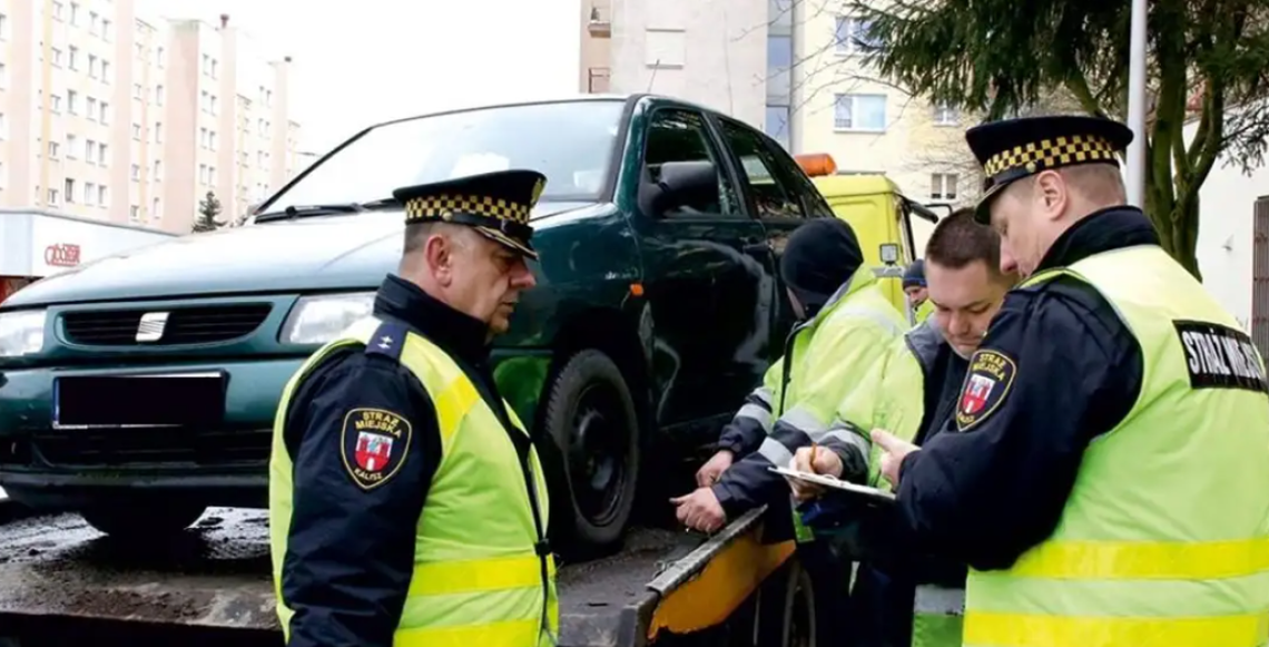 Zostawisz hulajnogę, motor czy auto na drodze? Mogą je usunąć