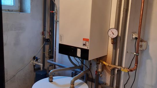 Hydraulik, Gaz, centralne ogrzewanie, udrażnianie kanalizacji