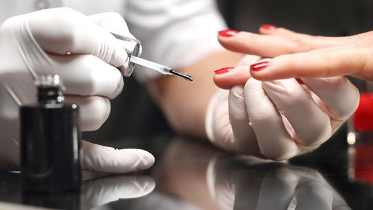 Kurs -Przedłużanie Paznokci METODĄ ŻELOWĄ oraz Manicure HYBRYDOWY z wykorzystaniem FREZARKI