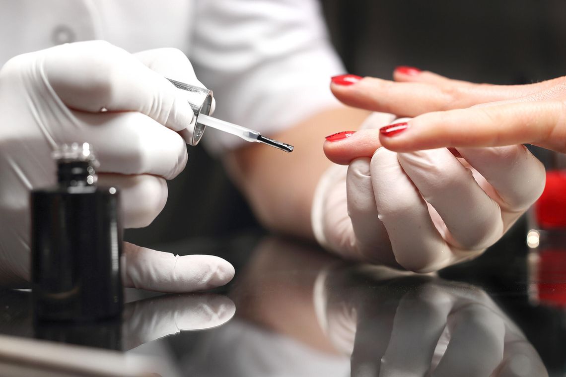 Kurs -Przedłużanie Paznokci METODĄ ŻELOWĄ oraz Manicure HYBRYDOWY z wykorzystaniem FREZARKI