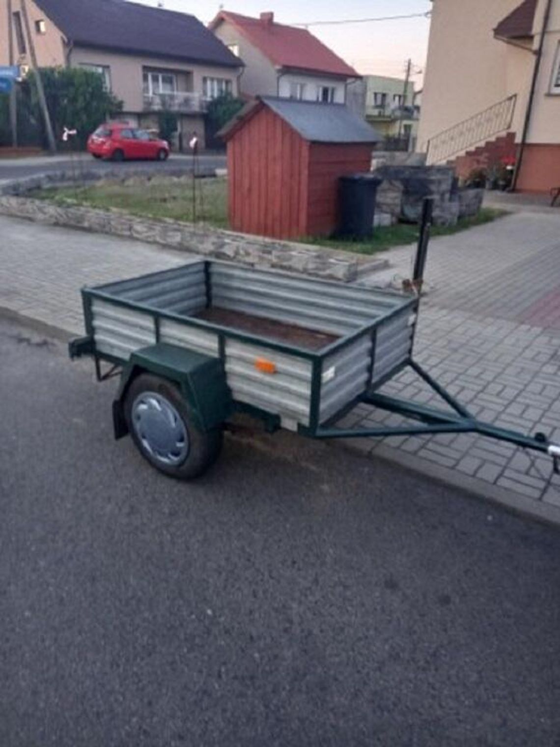 Przyczepka samochodowa lekka. Przyczepka samochodowa lekka.