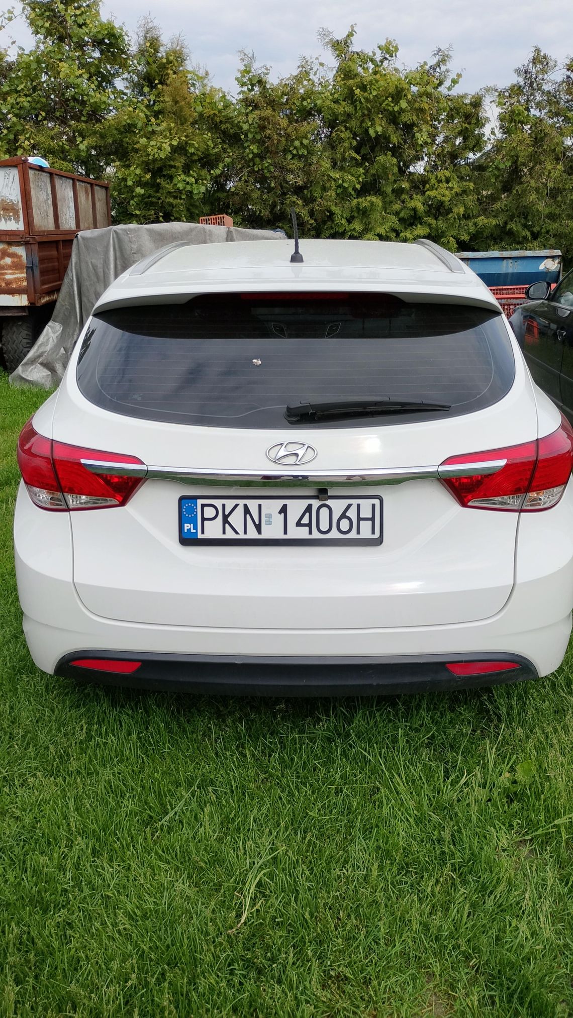 Sprzedam samochód marki Hyundai i40 Sprzedam samochód marki Hyundai i40